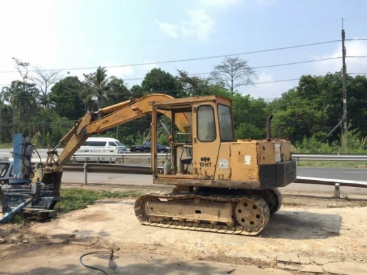 ขาย 215,000 KOMATSU 10 HT เครื่องดี ปั้มแรง ตัวเดิน ดีแรง เอวแน่น ช่วงล่างเต็ม รถสวยพร้อมใช้  ถอยู่ จ.จันทบุรี โทร &amp;ไอดีไลน์ 0610710295