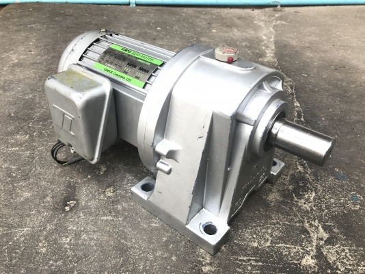 ขายมอเตอร์เกียร์ Kimpo 0.5HP. 380V made in Taiwan อัตราทด 1:60 สภาพสวยมากๆ เหมือนของใหม่ วิ่งนิ่มเดิมๆ พร้อมใช้งาน