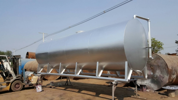 ขายถังน้ำมันขนาด 16000 ลิตรสภาพตามรูป