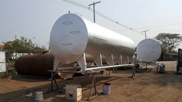 ขายถังน้ำมันขนาด 16000 ลิตรสภาพตามรูป