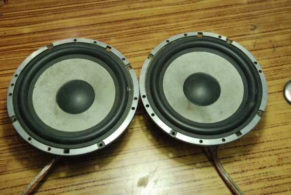 ลำโพง 6 นิ้ว SPL ราคา 500 บาท