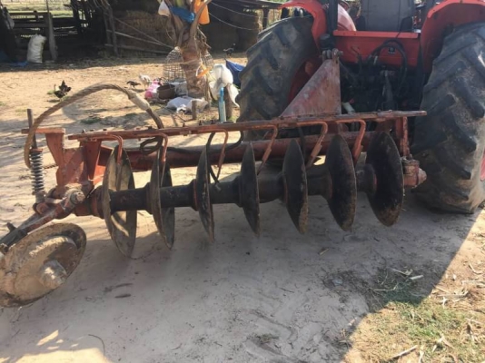 KUBOTA M7040 ราคา 365,000 บาท ปี 52 เครื่องดี เกียร์ดี. (ใบมีด หาง 7และ หาง 3 ) เอกสารเล่มทะเบียน  รถอยู่ จ.ยโสธร &amp;ไอดีไลน์ 0610710295