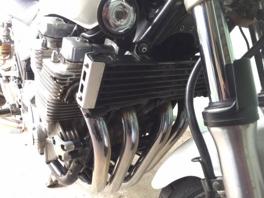ขาย YAMAHA XJR 1300 ปี 01 อินวอย+สรรพาสมิตร มีท่อเดิมๆให้ ราคา 80,000 ถ้วน 086-8693829 แป้ง