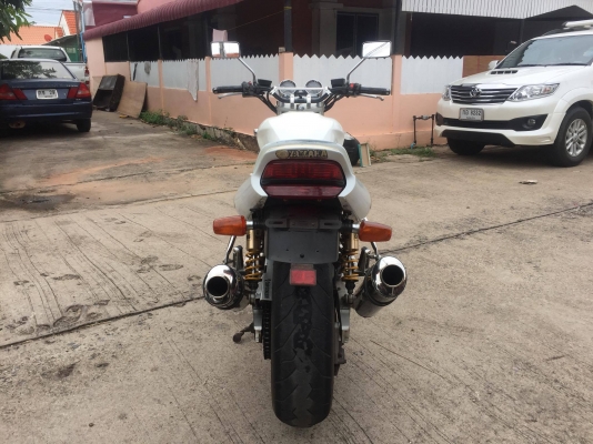 ขาย YAMAHA XJR 1300 ปี 01 อินวอย+สรรพาสมิตร มีท่อเดิมๆให้ ราคา 80,000 ถ้วน 086-8693829 แป้ง