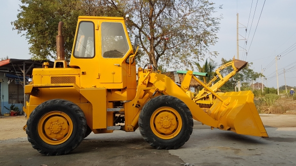 ขายด่วนรถยกตักเอวอ่อนมิสซูHL707 ตักยก2.5ตันยกสูง3เมตรรถขับเคลื่อน4ล้อรถนอกเพื่งนำเข้ามายังไม่เคยใช้งานในเมืองไทยเลย