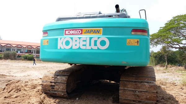 ขาย 1,595,000 KOBELCO sk 200-8 YN 12 super ไฟฟ้าครบ เครื่องดี ปั้มแรง โซ่หนา เอกสารใบแจ้งจำหน่าย รถสวยพร้อมใช้(รถอยู่ ชลบุรี) 090-772-3710 090-772-3708