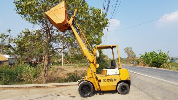 ขายด่วนรถตักยกดีเซลTOYOTA4FD15ตักยก1.5ตันยกสูง3.5เมตรยางหน้าคู้รถนอกเพื่งนำเข้ามายังไม่เคยใช้งานในเมืองไทยเลย