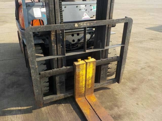 ขายด่วนรถยกดีเซลTOYOTA 6FD20ยก2ตันเสาสูง3เมตรเคื่องโตต้า4สูบ2Zดีเซลยางตัน4เส้นรถนอกเพิ่งนำเข้ามายังไม่เคยใช้งานในเมืองไทยเลย ขายด่วนรถยกดีเซลTOYOTA 6FD20ยก2ตันเสาสูง3เมตรเคื่องโตต้า4สูบ2Zดีเซลยางตัน4เส้นรถนอกเพิ่งนำเข้ามายังไม่เคยใช้งานในเมืองไทยเลย