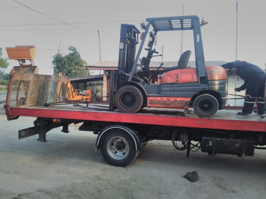 ขายด่วนรถยกดีเซลTOYOTA 6FD20ยก2ตันเสาสูง3เมตรเคื่องโตต้า4สูบ2Zดีเซลยางตัน4เส้นรถนอกเพิ่งนำเข้ามายังไม่เคยใช้งานในเมืองไทยเลย ขายด่วนรถยกดีเซลTOYOTA 6FD20ยก2ตันเสาสูง3เมตรเคื่องโตต้า4สูบ2Zดีเซลยางตัน4เส้นรถนอกเพิ่งนำเข้ามายังไม่เคยใช้งานในเมืองไทยเลย