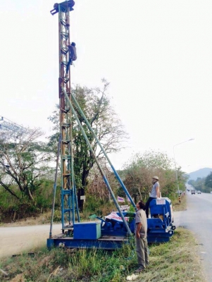 085-7666984 ขายปั้นจั่นสามขา  11 เมตร