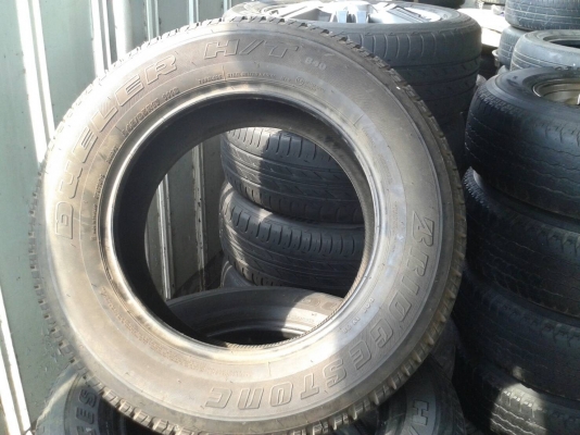 ยาง บริสโตน 245/65R17ปี13 ชุดนี้ ราคา 3500 บาท