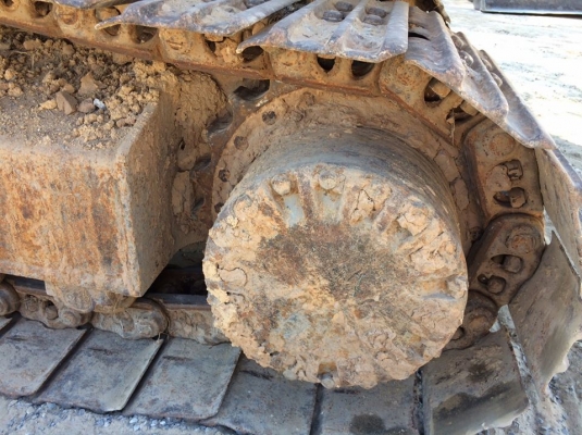 ขายรถขุดแบ็คโค KOMATSU PC200-6 เอกสารเล่มทะเบียน ไฟฟ้าเต็ม เอกสารเล่มทะเบียน ช่วงล่างดี เครื่องฟิตใหม่ ยอดจัด4-5แสน