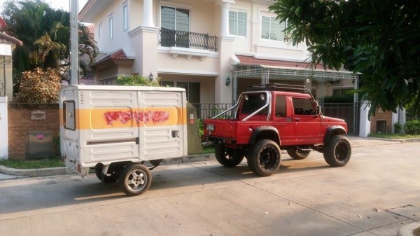 ขายพ่วงครับ เหมาะสำหรับ บรรทุกอุปกรณ์ ช่าง ทำเป็นรถเซอร์วิส foodtruck รถนอน รถขายของ ขนาดตู้ ยาว 2.4เมตร กว้าง 1.42 สูง 1.3เมตร ราคา 35000บาท สนใจสอบถามได้ครับ