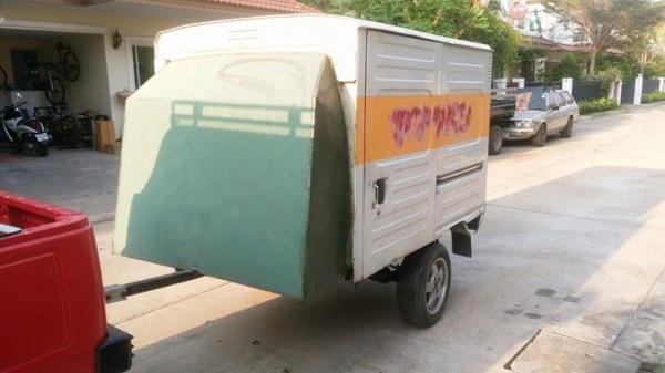 ขายพ่วงครับ เหมาะสำหรับ บรรทุกอุปกรณ์ ช่าง ทำเป็นรถเซอร์วิส foodtruck รถนอน รถขายของ ขนาดตู้ ยาว 2.4เมตร กว้าง 1.42 สูง 1.3เมตร ราคา 35000บาท สนใจสอบถามได้ครับ