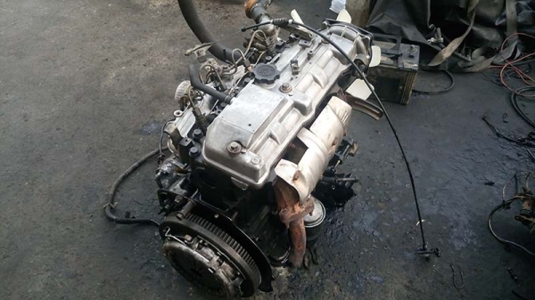 ขายเครื่องยนต์ดีเซลโตโยต้า 2L มีเลข