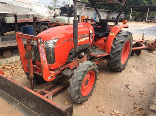 ขายรถไถคูโบต้า L4708 ทำงานพ้นสองร้อย ชม. อุปกรณ์3ชิ้น ใบดันหน้าผาน6 โรตารี่ สภาพดีพร้อมใช้งาน ขายรถไถคูโบต้า L4708 ทำงานพ้นสองร้อย ชม. อุปกรณ์3ชิ้น ใบดันหน้าผาน6 โรตารี่ สภาพดีพร้อมใช้งาน