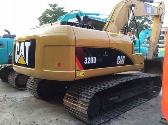 ขายรถแบคโฮ ( มี 2 คัน )KOBELCO SK200 MARK- 6 YN09 1 คัน + CAT 320D ทำงาน 6,XXX กว่าชั่วโมง 1 คัน
