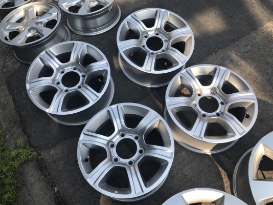 ขายล้อแม็ก ป้ายแดง Chevrolet ขอบ 16 ขายล้อแม็ก ป้ายแดง Chevrolet ขอบ 16