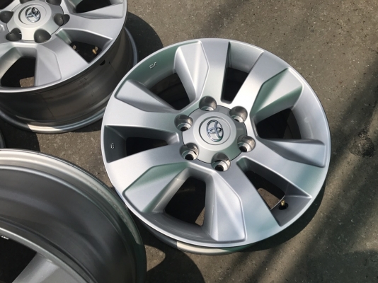 ล้อโตโยต้า รี โว่ ขอบ17 ป้ายแดง