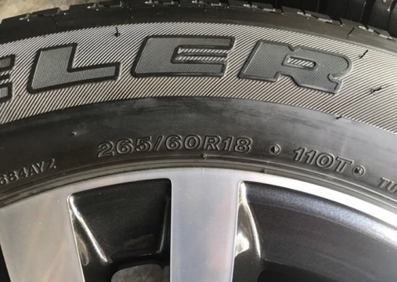 ล้อแม็กป้ายแดงขอบ18 6รู139 พร้อมยางบริดสโตนป้ายแดง 265-60-18