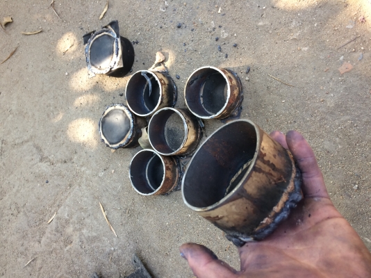 ที่เขี่ยบุหรี่ งานเหล็ก ที่เขี่ยบุหรี่ งานเหล็ก