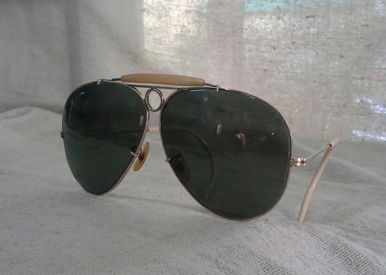 แว่นตาอเมริกันโกลด์ฟิลด์ - ศูนย์ใหญ่ 'ราชันย์แห่งเรย์-แบน' ตัวจริง ! Vintage B&L RAY-BAN USA 10K บิ๊กไซซ์ แว่นตาอเมริกันโกลด์ฟิลด์ - ศูนย์ใหญ่ 'ราชันย์แห่งเรย์-แบน' ตัวจริง ! Vintage B&L RAY-BAN USA 10K บิ๊กไซซ์
