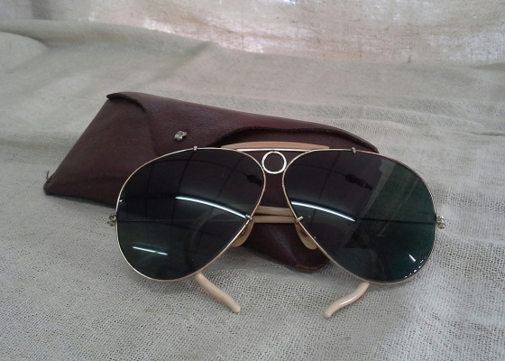 แว่นตาอเมริกันโกลด์ฟิลด์ - ศูนย์ใหญ่  &#039;ราชันย์แห่งเรย์-แบน&#039; ตัวจริง !  Vintage B&amp;L RAY-BAN USA  10K  บิ๊กไซซ์