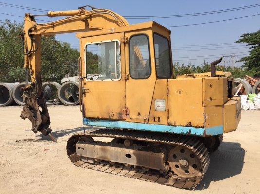 ขายรถแบคโฮ KOMATSU 12HT-2 ให้บุ้งกี๋อย่างเดียว ราคา 300000