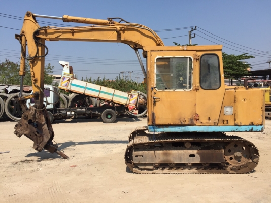 ขายรถแบคโฮ KOMATSU 12HT-2 ให้บุ้งกี๋อย่างเดียว ราคา 300000