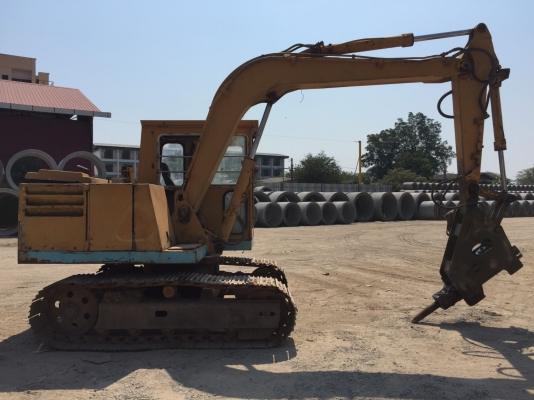 ขายรถแบคโฮ KOMATSU 12HT-2 ให้บุ้งกี๋อย่างเดียว ราคา 300000