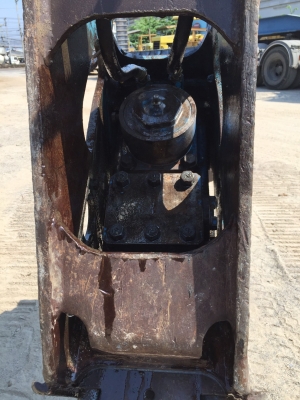 ขายรถแบคโฮ KOMATSU 12HT-2 ให้บุ้งกี๋อย่างเดียว ราคา 300000