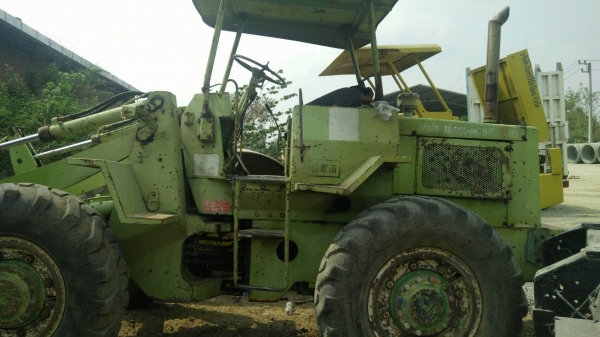 ขายรถตักล้อยาง CAT 910 ราคา 400000