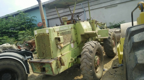 ขายรถตักล้อยาง CAT 910 ราคา 400000