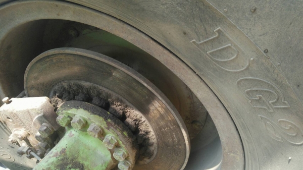 ขายรถตักล้อยาง CAT 910 ราคา 400000