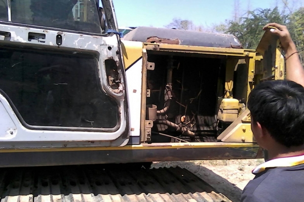 ขายKobelco sk200m3สภาพพร้อมใช้ ติดต่อคุณอ๊อฟพิจิตร086-737-9991 ขายKobelco sk200m3สภาพพร้อมใช้ ติดต่อคุณอ๊อฟพิจิตร086-737-9991