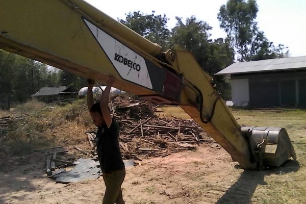 ขายKobelco sk200m3สภาพพร้อมใช้ ติดต่อคุณอ๊อฟพิจิตร086-737-9991 ขายKobelco sk200m3สภาพพร้อมใช้ ติดต่อคุณอ๊อฟพิจิตร086-737-9991