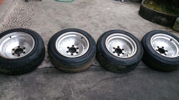 ขายล้อแม็กขอบ 15 หน้ากว้าง 8นิ้ว ไม่แพง