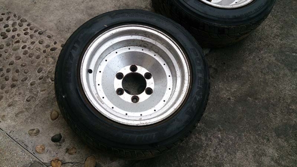 ขายล้อแม็กขอบ 15 หน้ากว้าง 8นิ้ว ไม่แพง