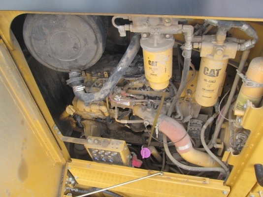 รถเกรด 140M (MOTOR GRADER) ยี่ห้อ (Maker): CAT ซีเรียล (S/No): CAT0140MAB9M00278 รุ่น(Model): 140M ชั่วโมงทำงาน (Hour): 4998 ชั่วโมง ปี (Year) : 2008