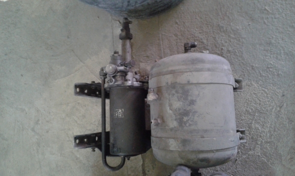 หม้อลมร็อคกี้