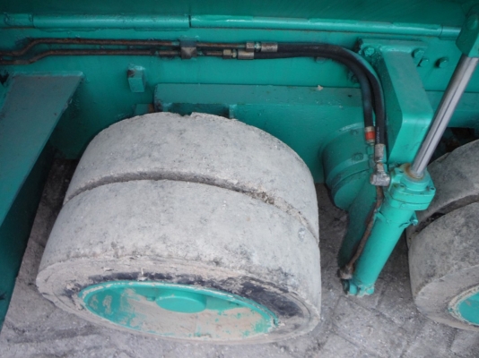 รถปูยาง Vogele S1804