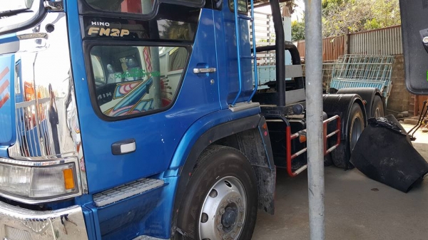 หัวลากโปรเฟีย เครื่อง K13C 300 แรง หัวเดิมสวยจัด ยางเต็ม พร้อมทำงานสุดๆ หัวลากโปรเฟีย เครื่อง K13C 300 แรง หัวเดิมสวยจัด ยางเต็ม พร้อมทำงานสุดๆ