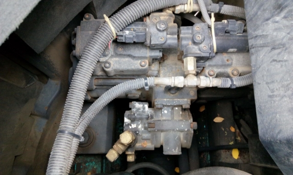 KOBELCO SK135SR YY04 รถเก่านอก100\%