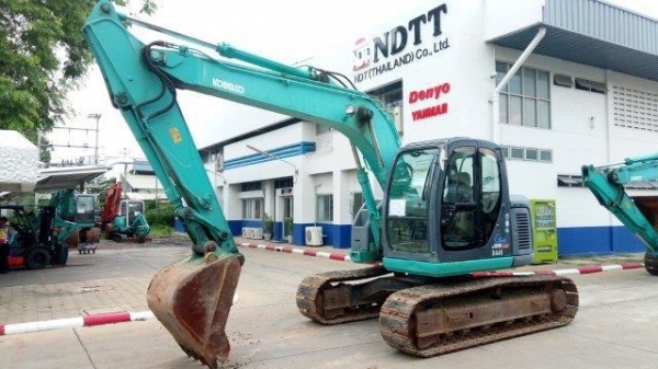 KOBELCO SK135SR YY04 รถเก่านอก100\%
