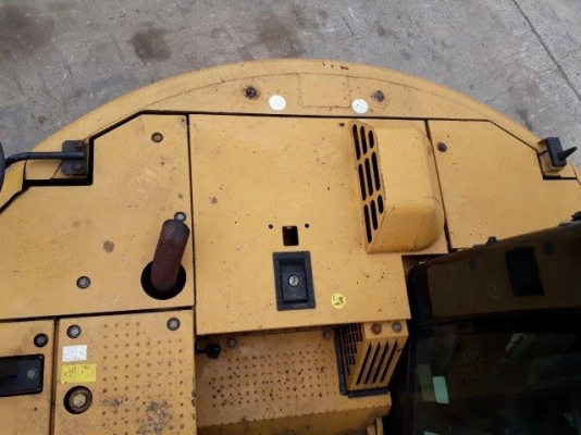 รถเรกด CAT 140H 2ZK7044 มือสองอเมริกา