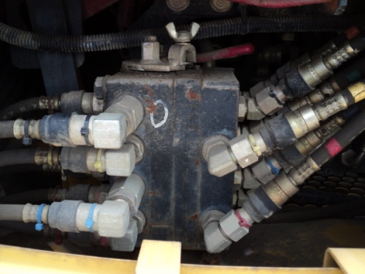 รถเรกด CAT 140H 2ZK7044 มือสองอเมริกา