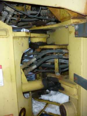 รถเรกด CAT 140H 2ZK7044 มือสองอเมริกา