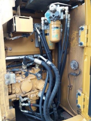 รถเรกด CAT 140H 2ZK7044 มือสองอเมริกา