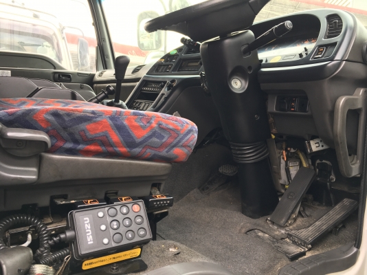 หัวเก๋ง  ISUZU  GIGA