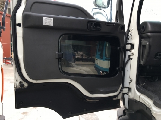 หัวเก๋ง  ISUZU  GIGA